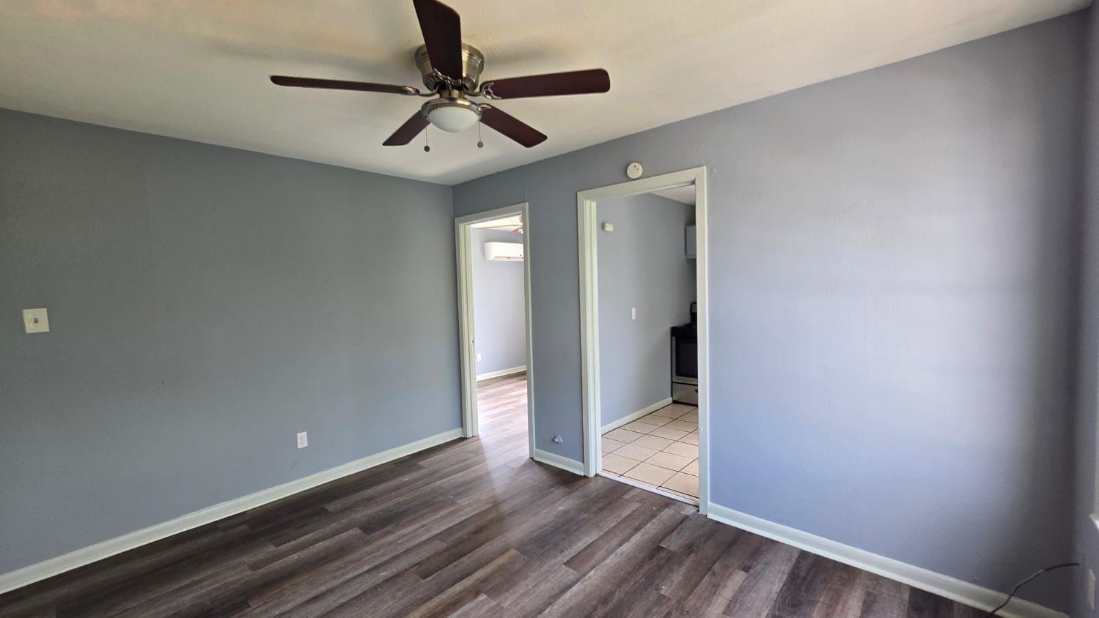 1012 Ann Street E — photo