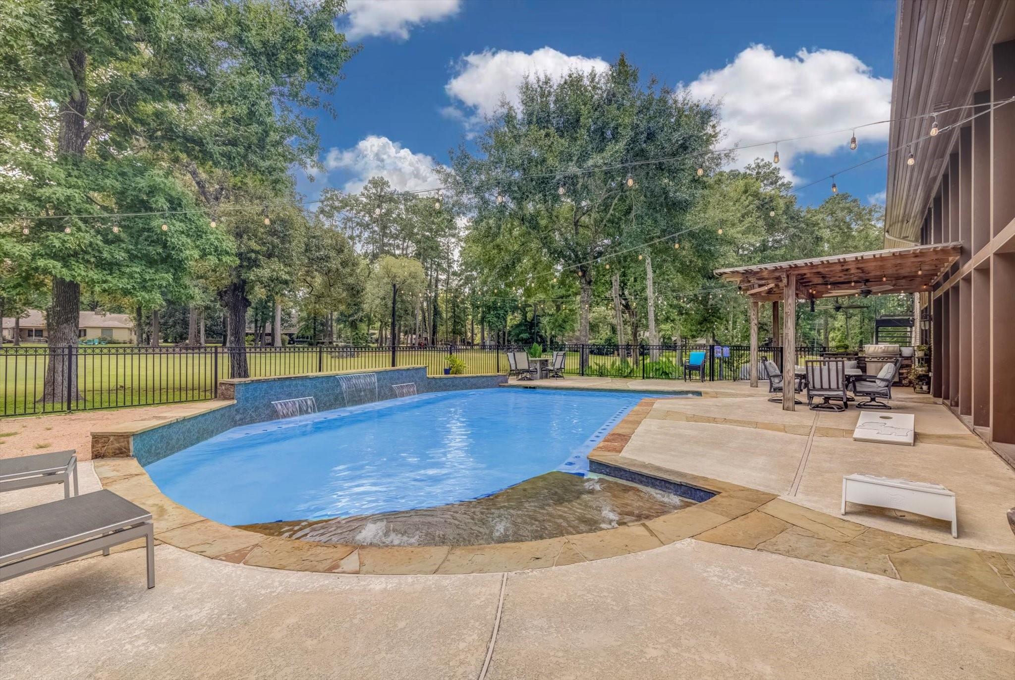 22 Winged Foot Drive — photo