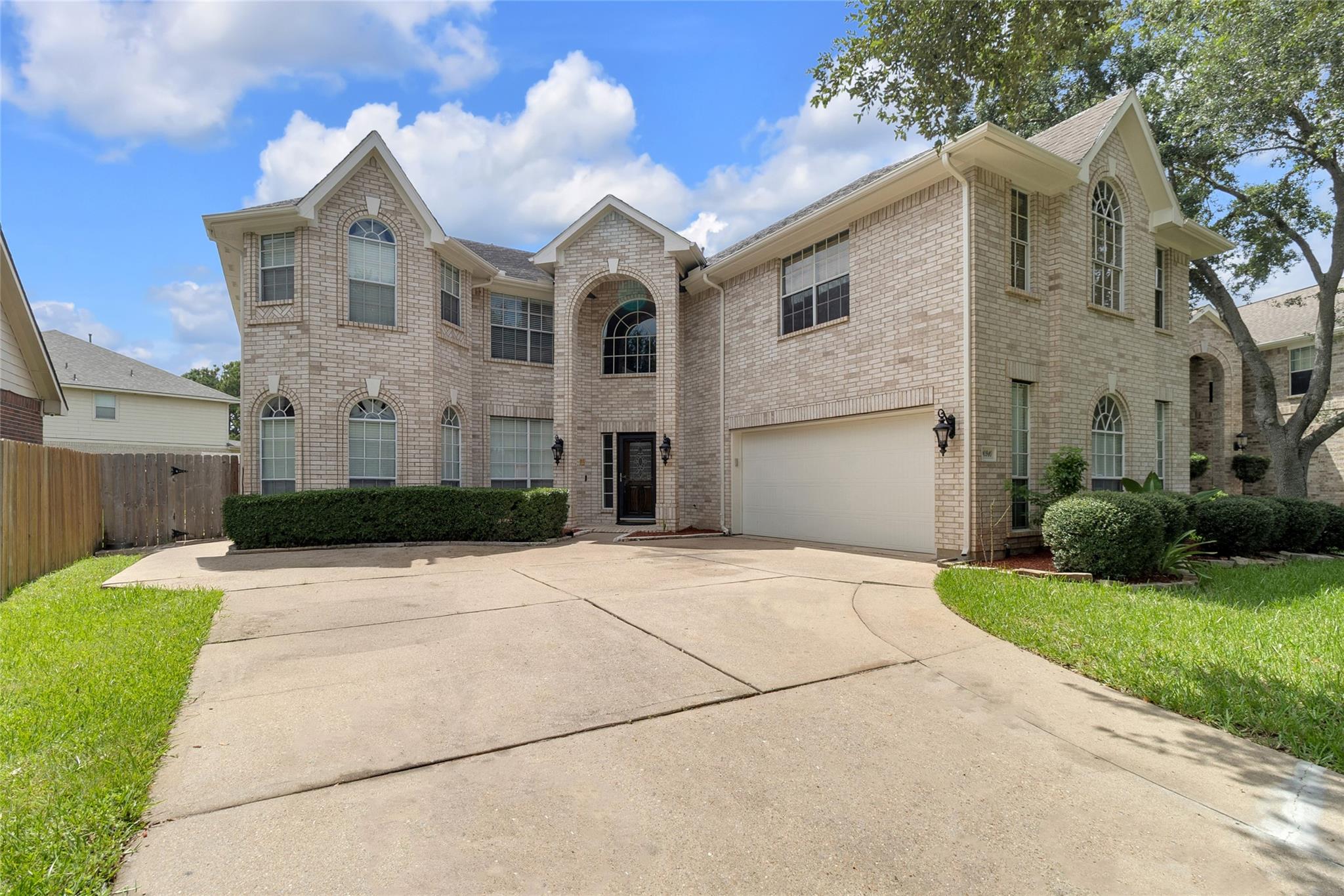 10910 Coldwater Bridge Ct — photo