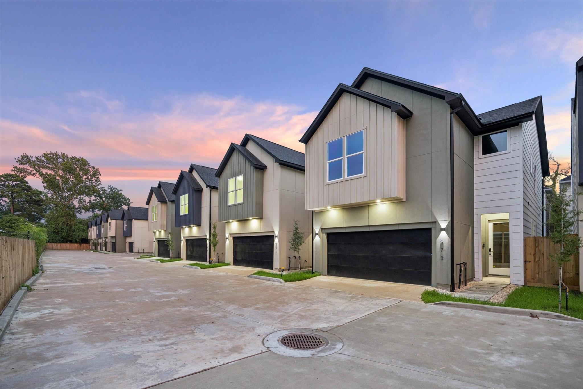 953 Highland Light Lane — photo
