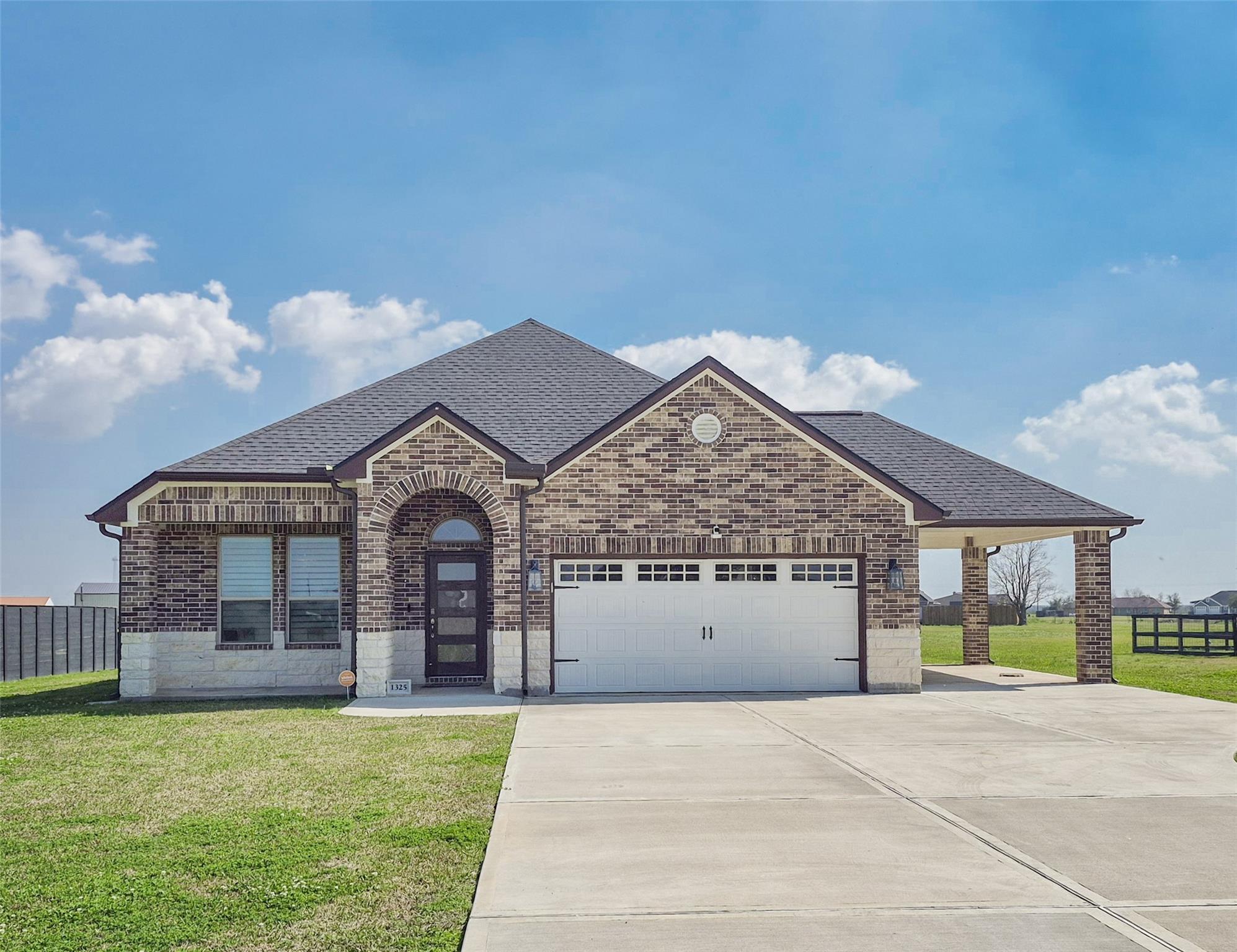 1325 Palomino Trail — photo