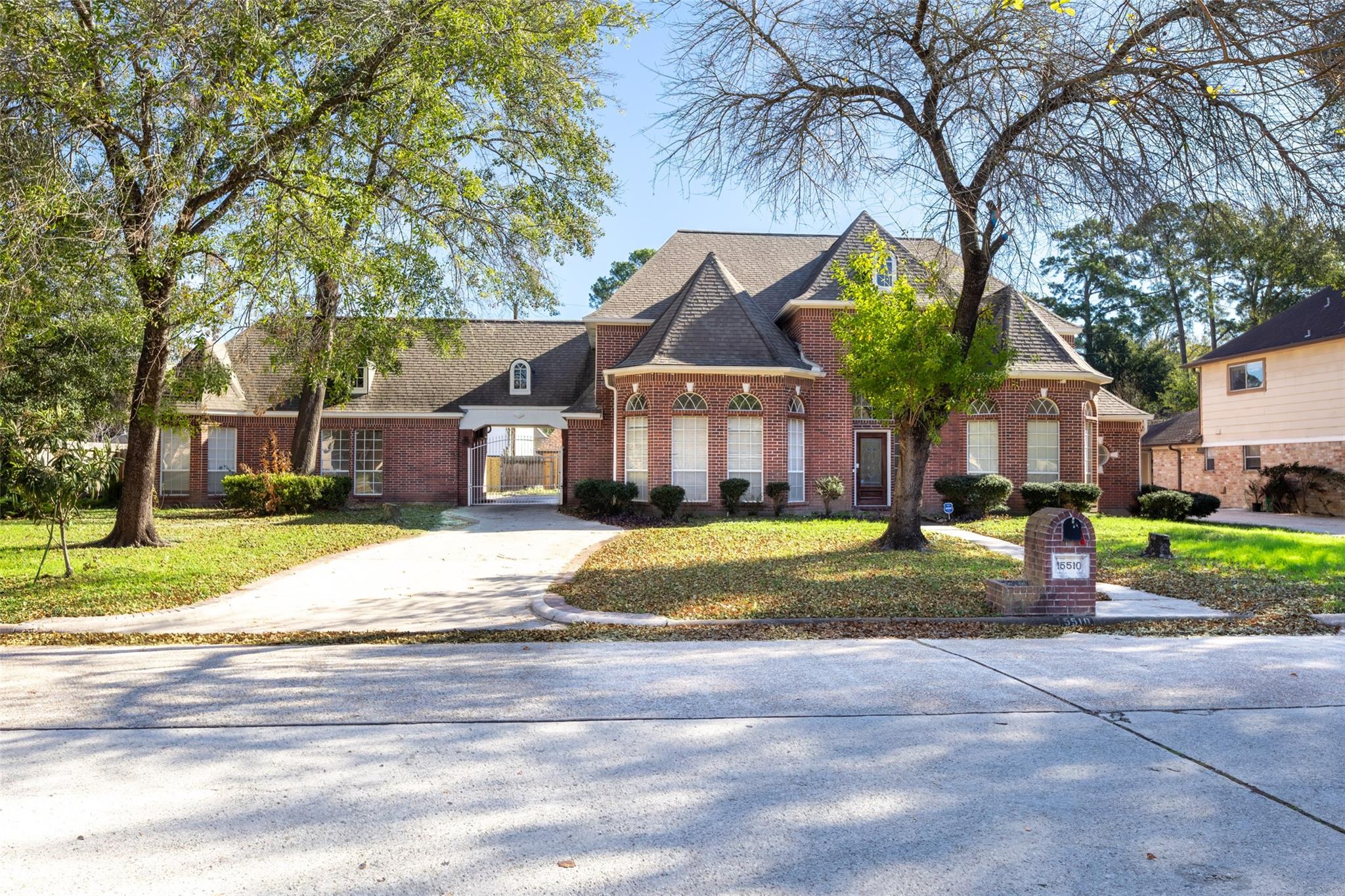 15510 Misty Hollow Drive — photo