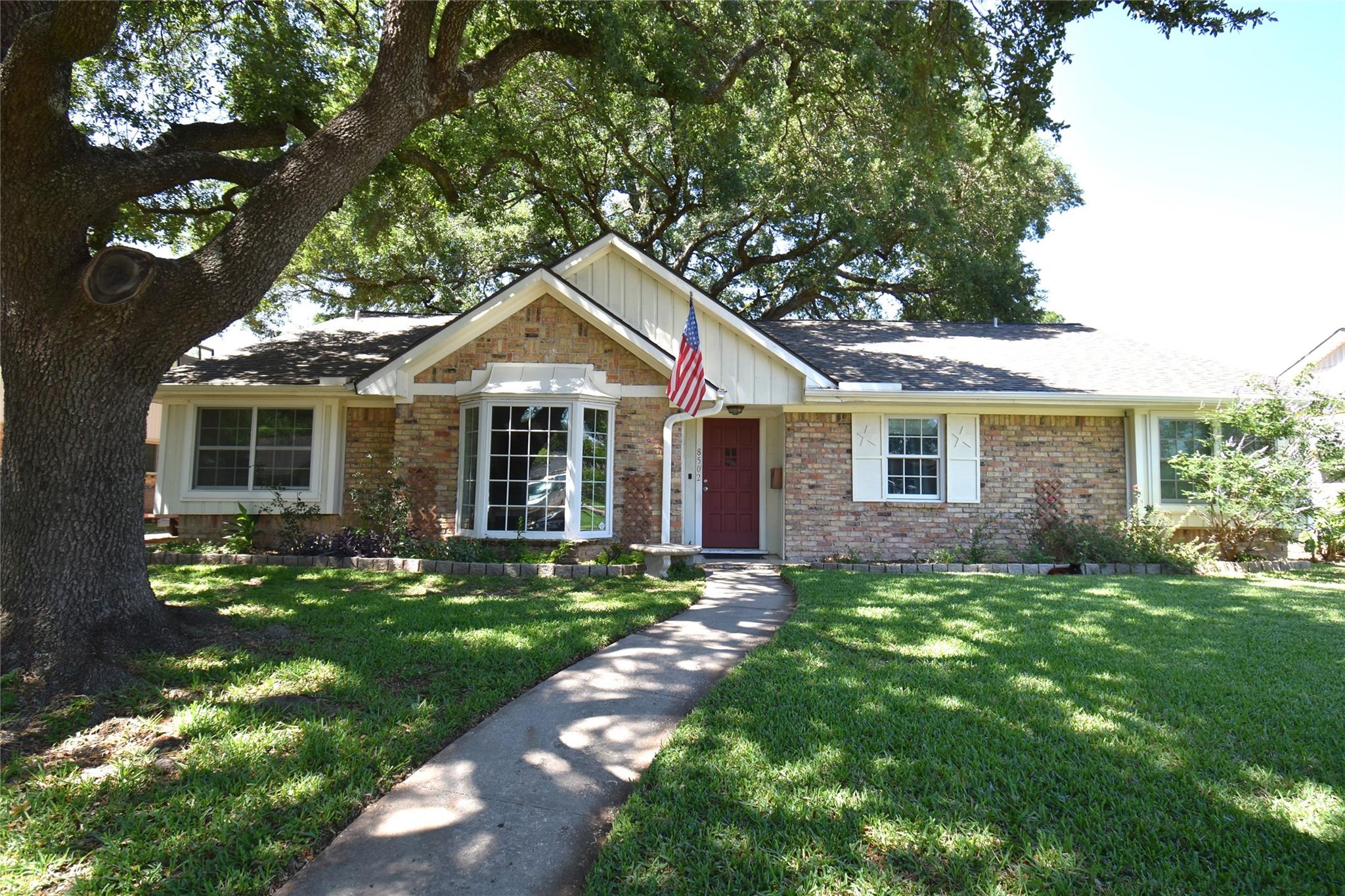 8502 Braes Meadow Drive — photo