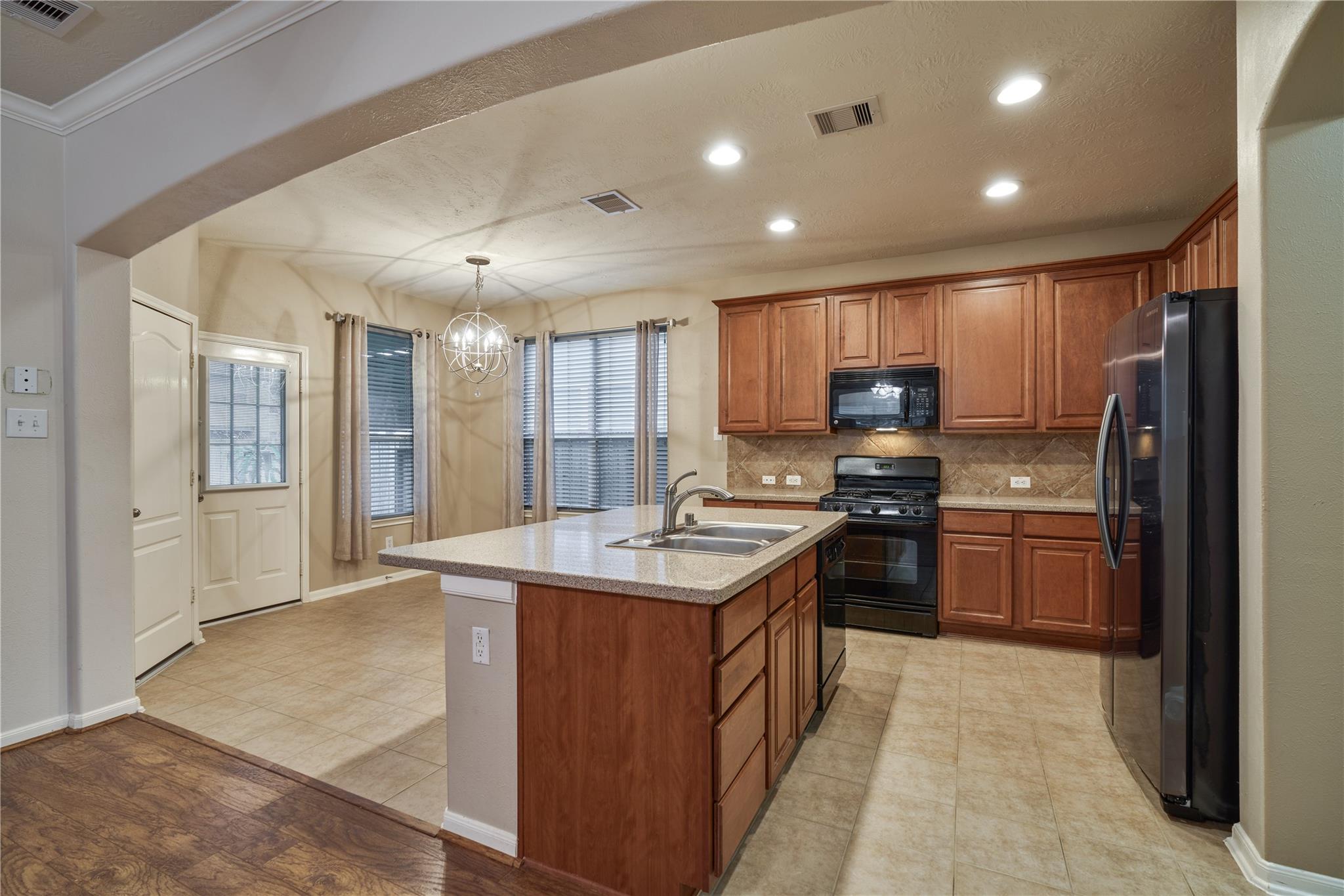 17250 Lafayette Hollow Lane — photo