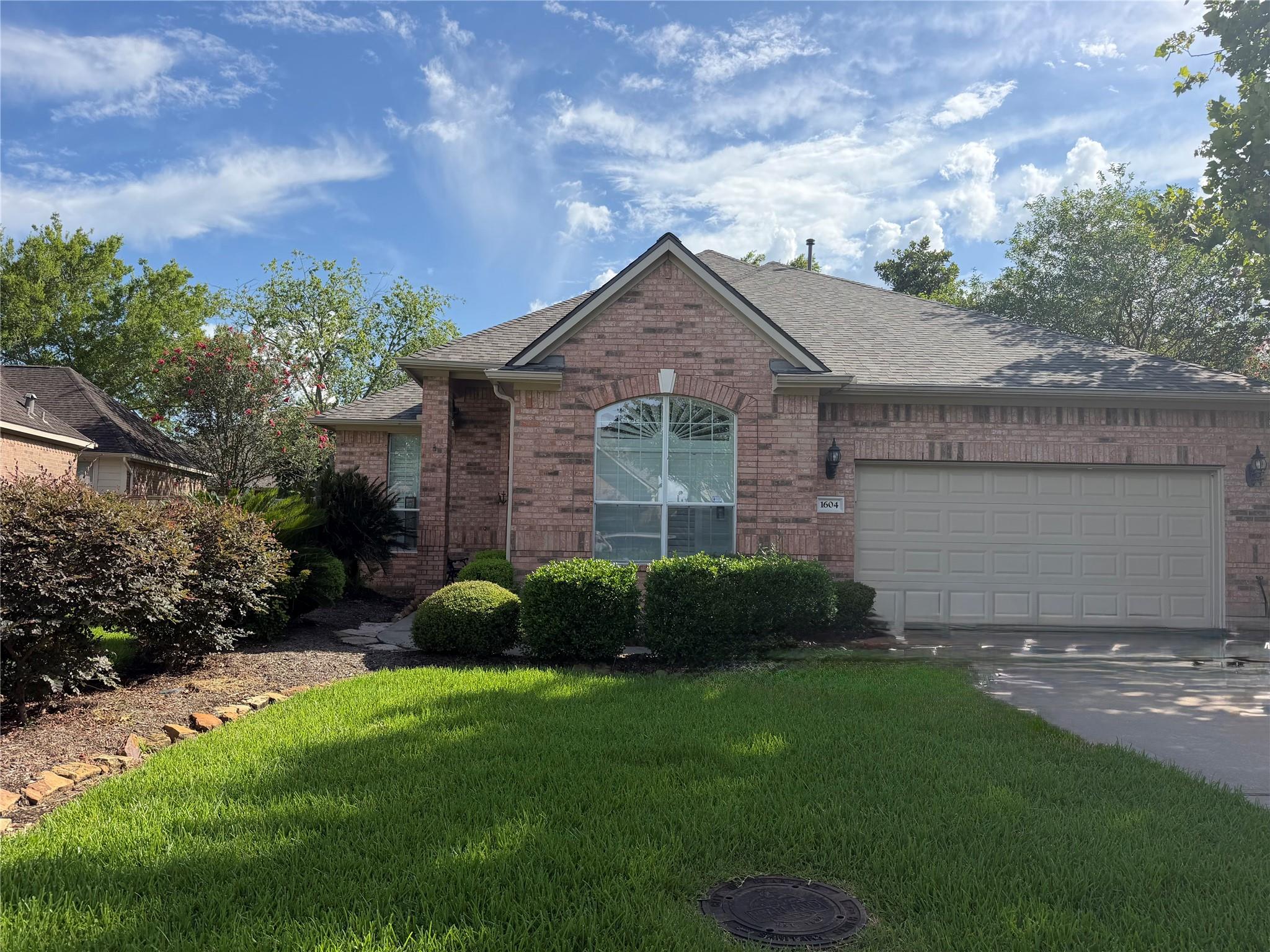 1604 N Venice Drive — photo