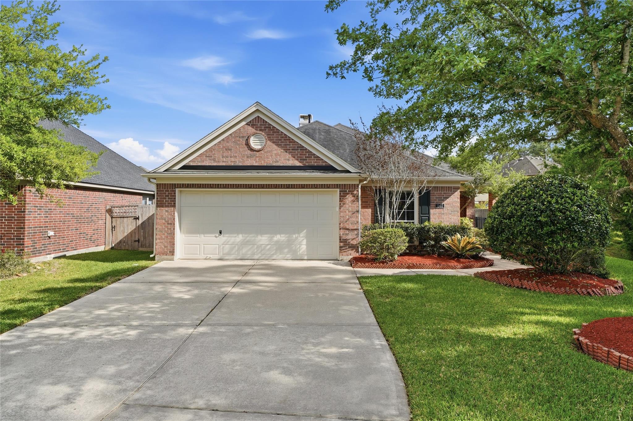 1502 Lauren Creek Lane — photo