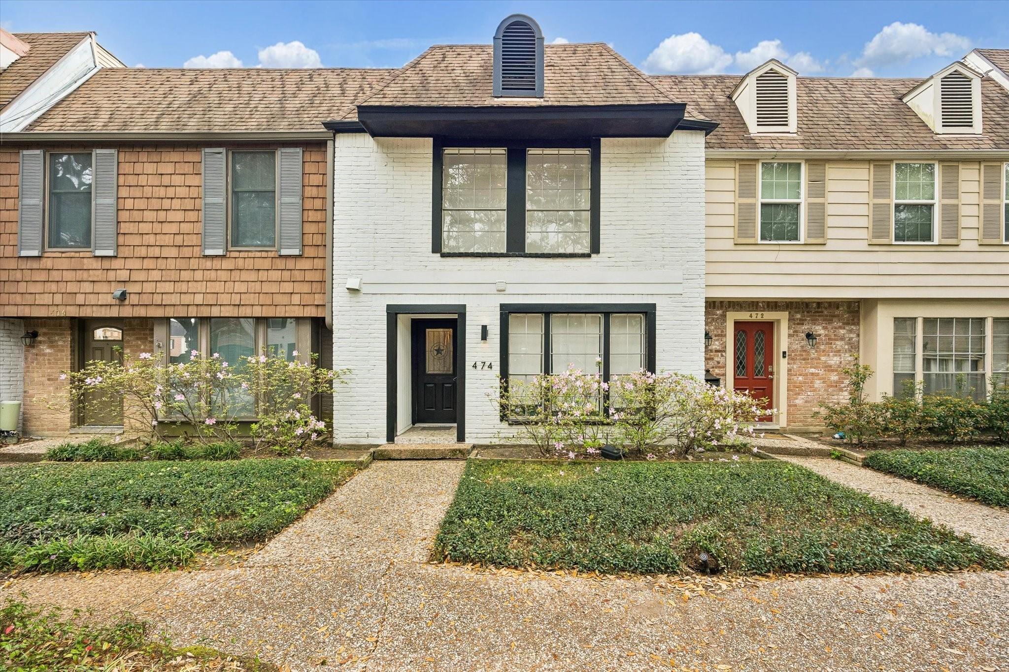474 N Post Oak Lane — photo