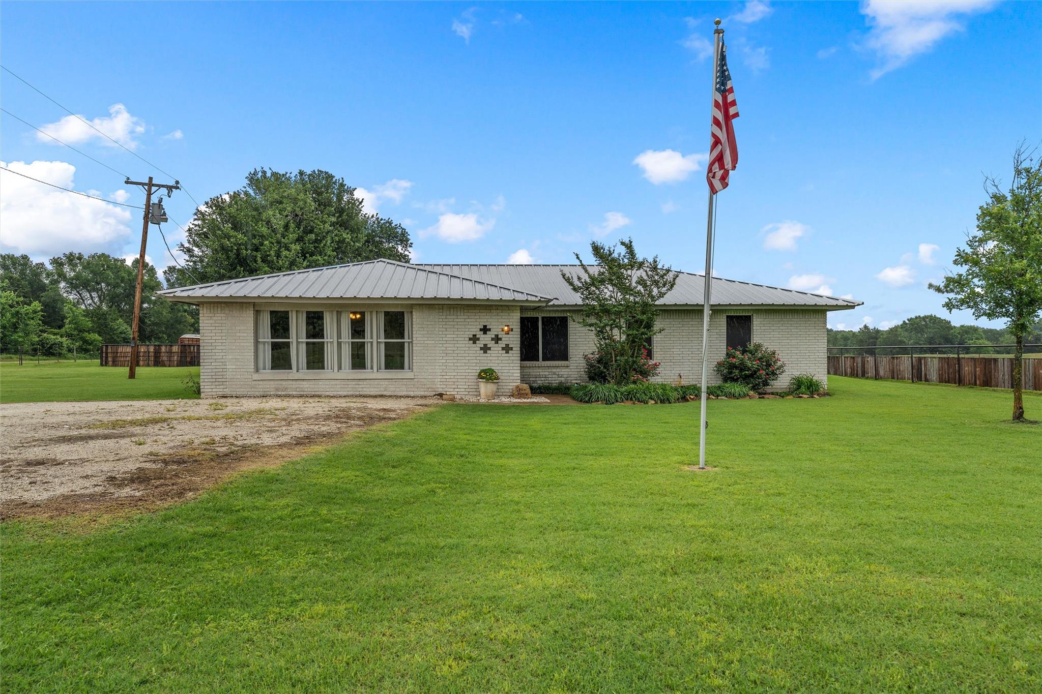 2134 FM 1953 — photo