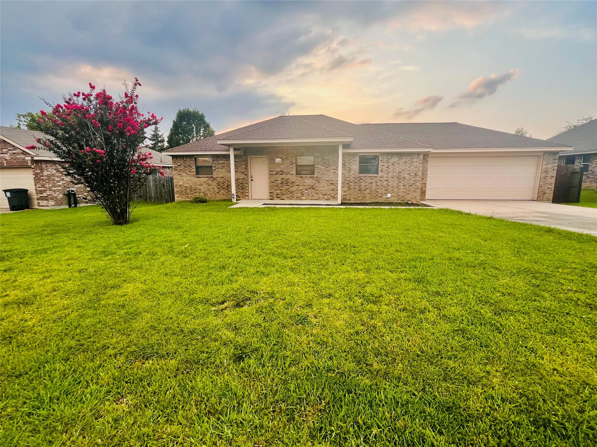 13340 Miller Lane — photo