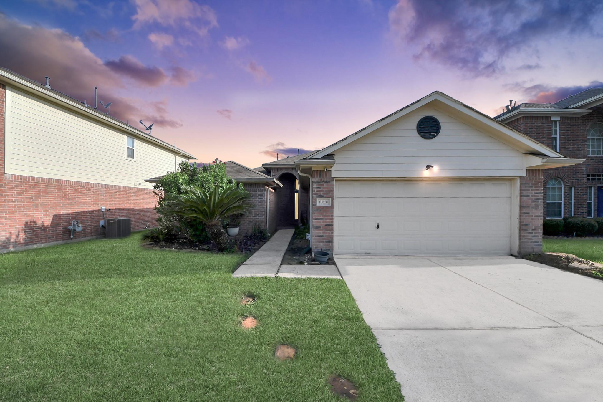 10310 Mills Pass Drive — photo