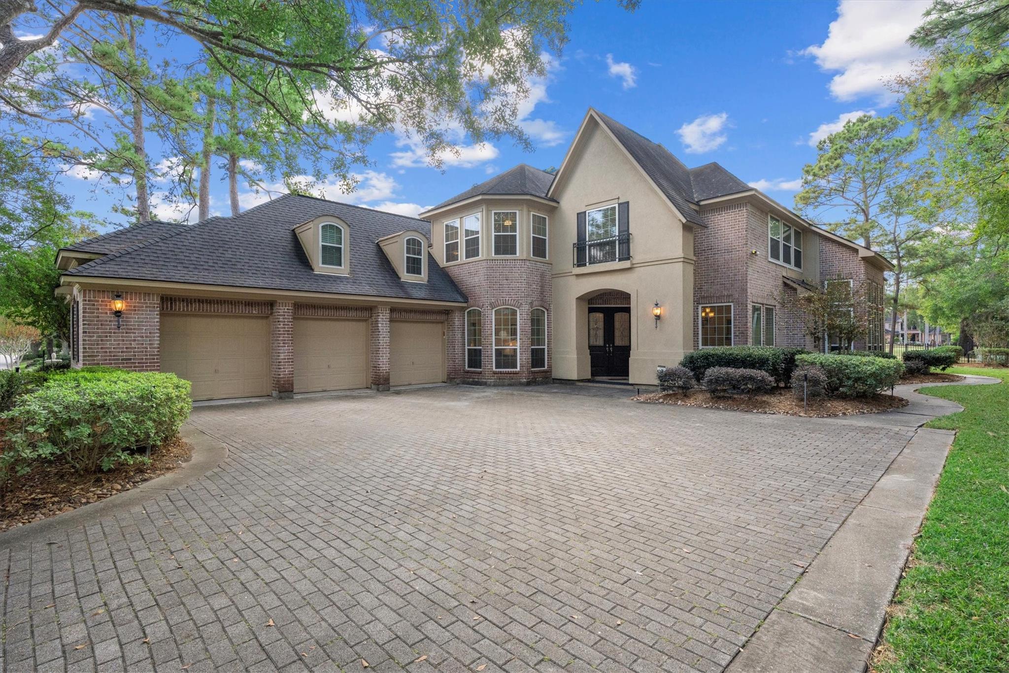 2115 Fairway Green Drive — photo
