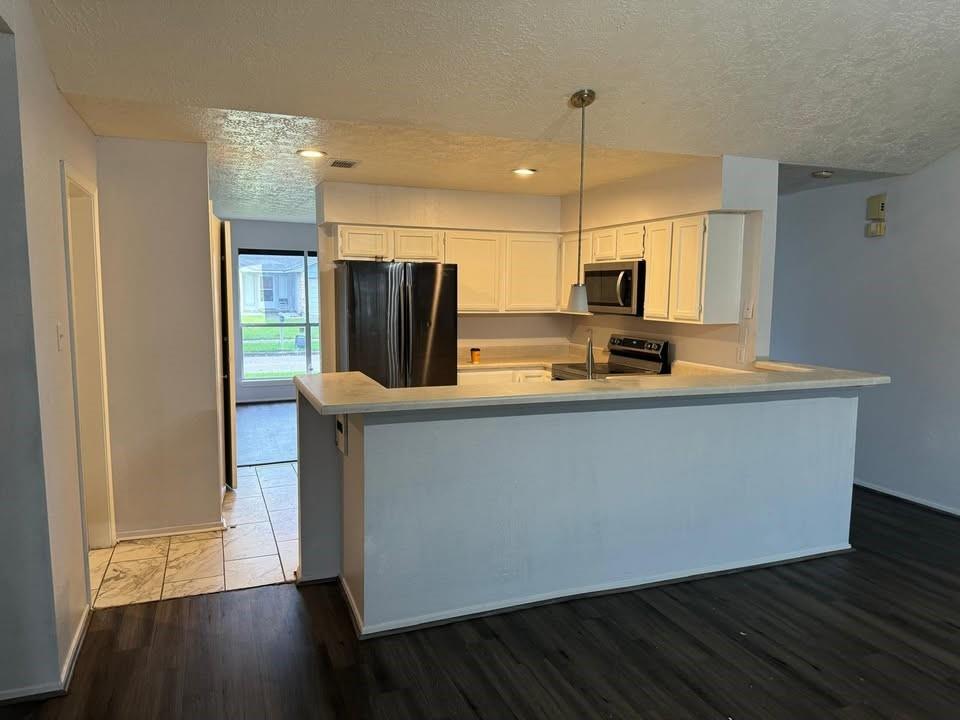 16818 Nina Drive — photo