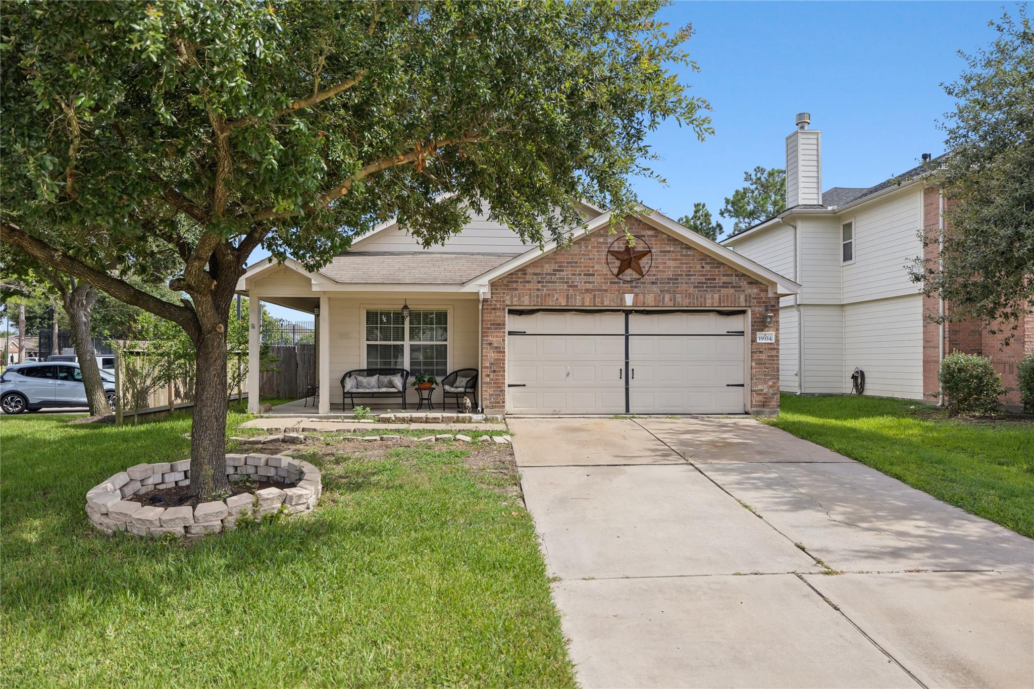 19334 Poppy Grove Lane — photo