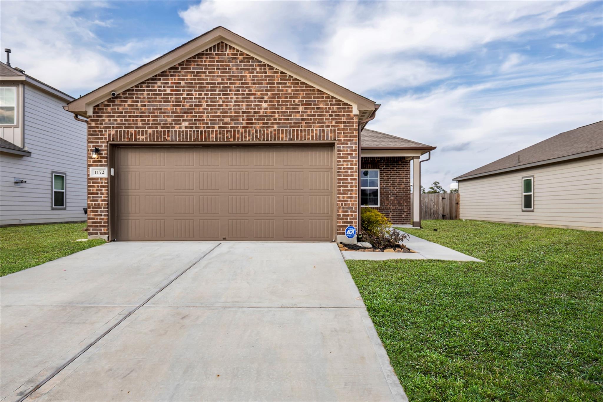 1172 Cypress Lane — photo