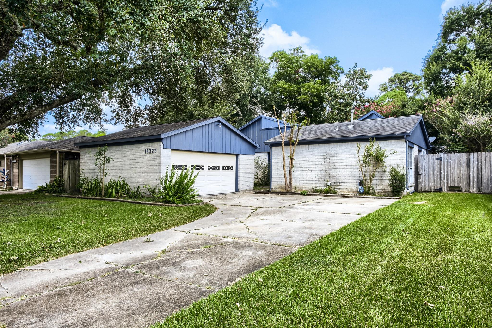 16227 Mill Point Drive — photo