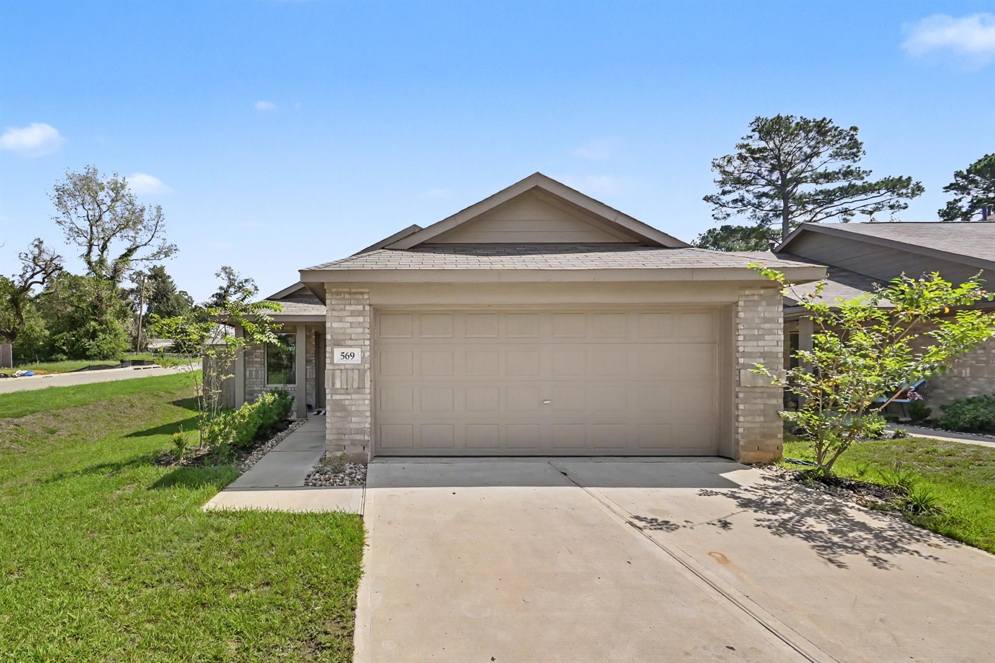 569 Falling Cave Drive — photo