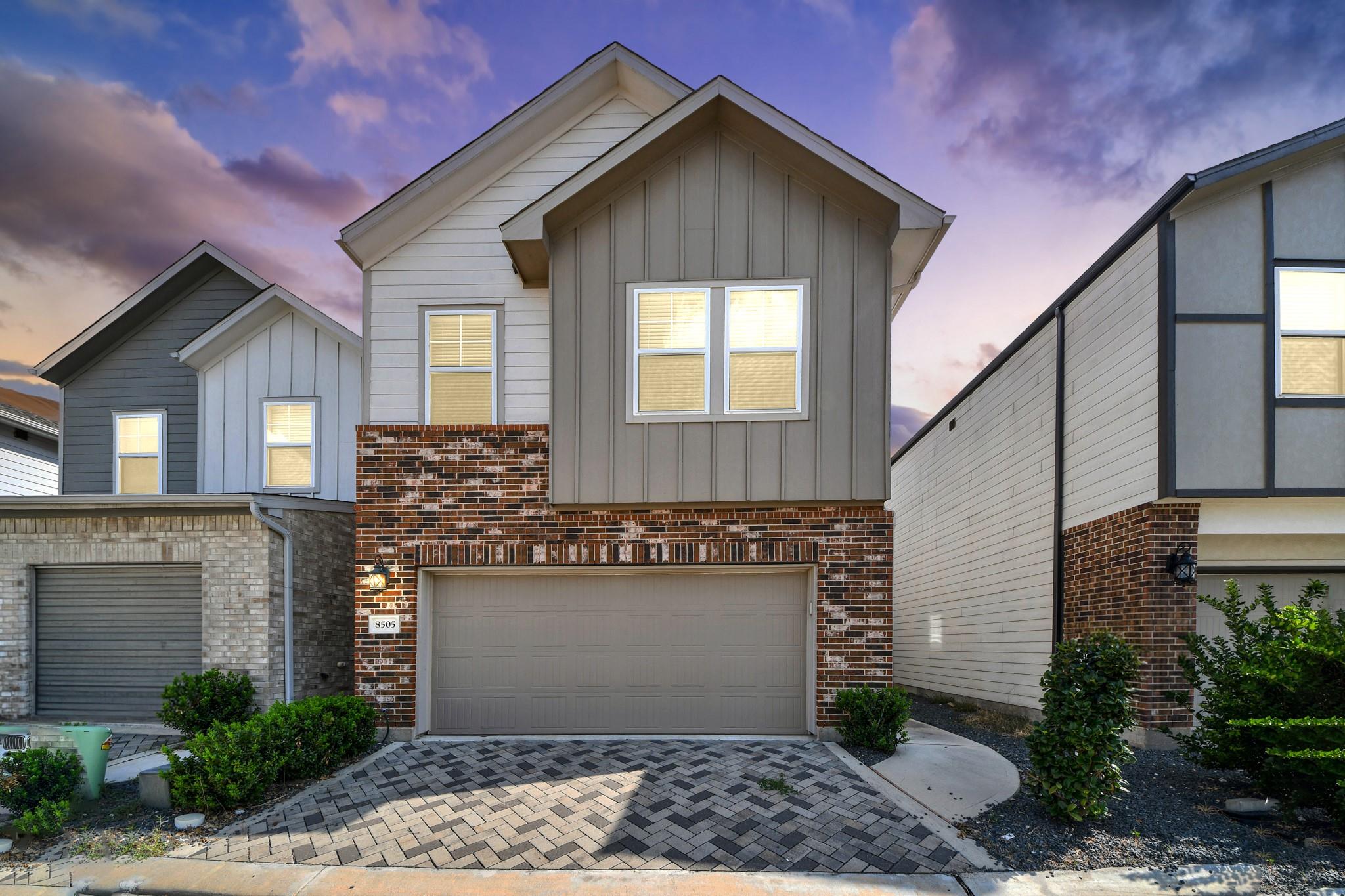 8505 Rising Stream Drive, Houston, TX 77063 — photo 2
