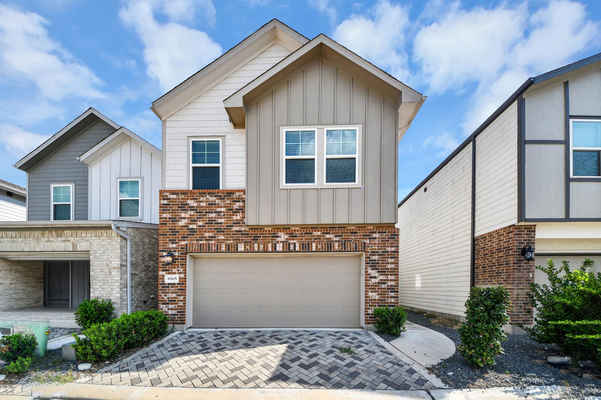 8505 Rising Stream Drive, Houston, TX 77063 — photo 3