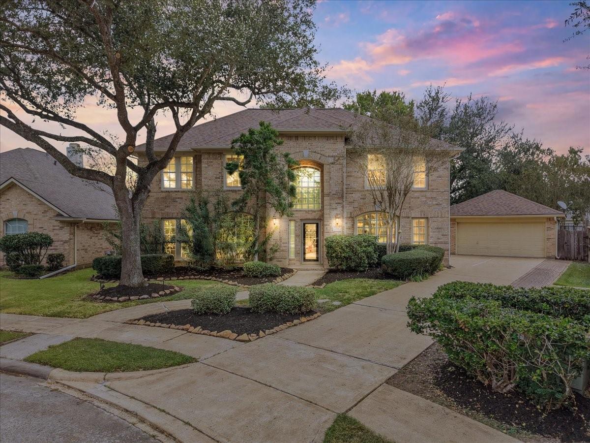311 Lake Front Drive — photo