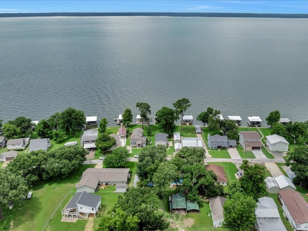 683 Water View Drive — photo