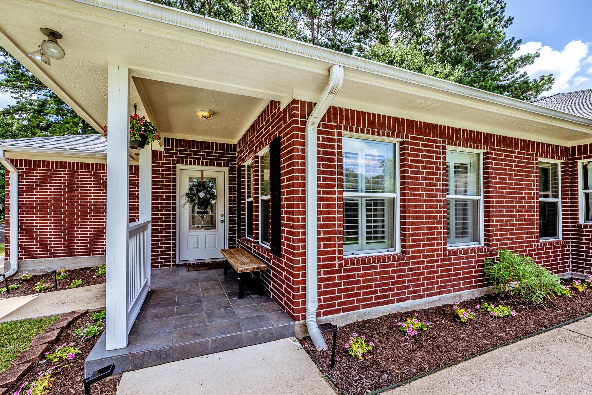 501 Cherry Hills Drive — photo
