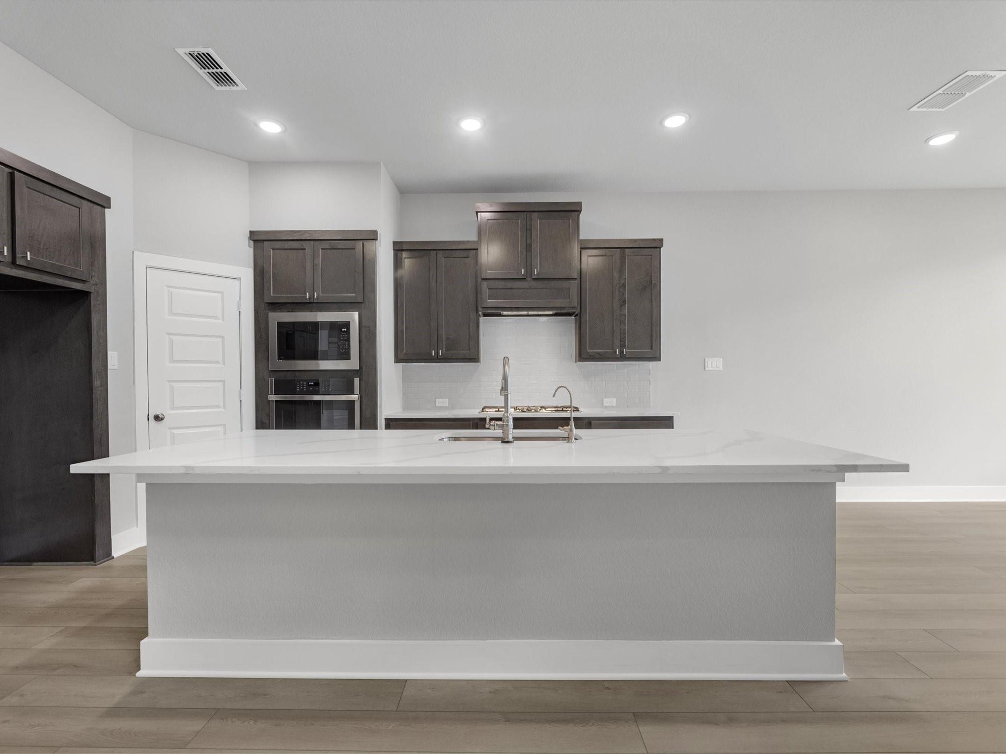 22607 Ruby Forest Road, Tomball, TX 77377 — photo 2
