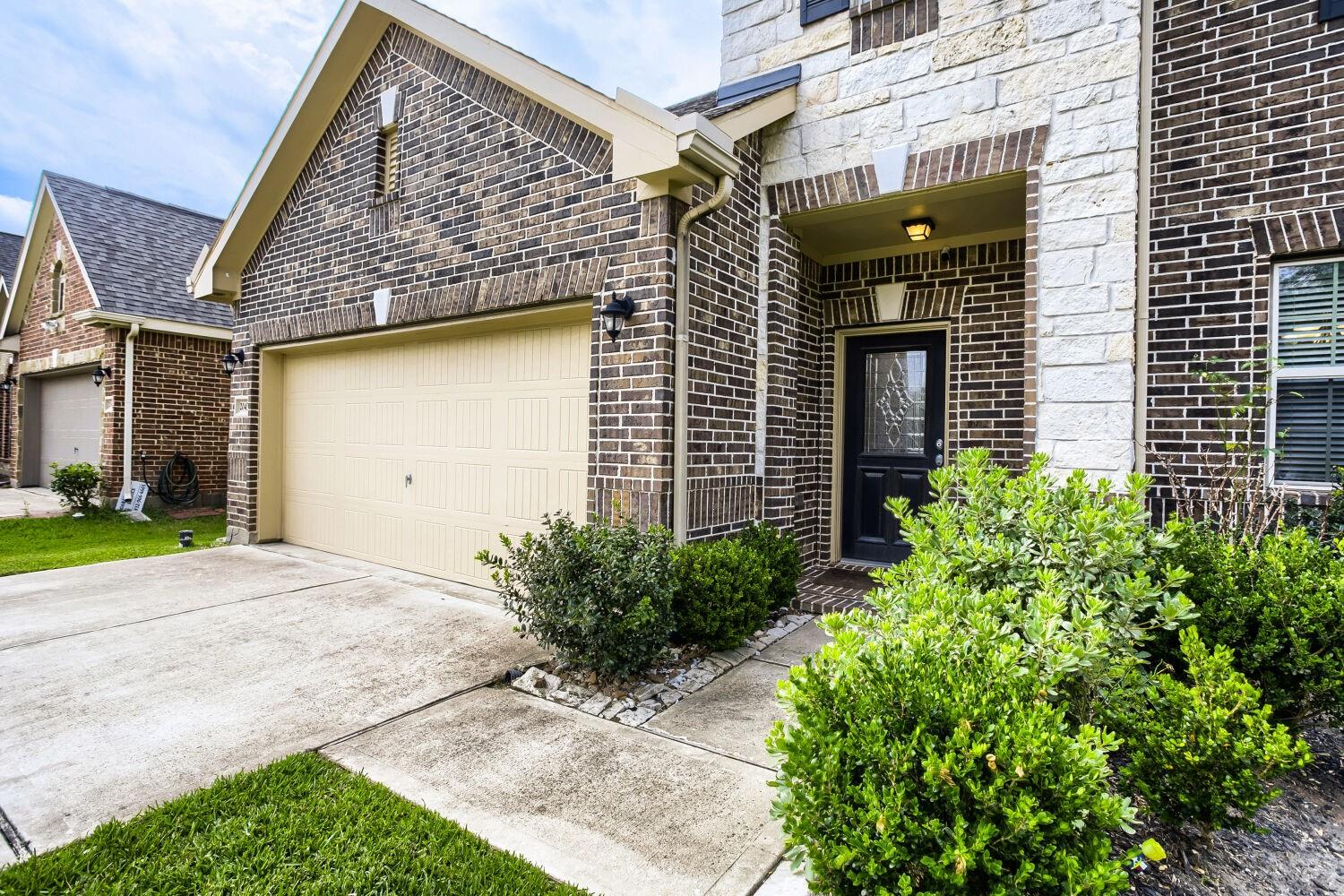 20431 Alpine Meadow Place — photo