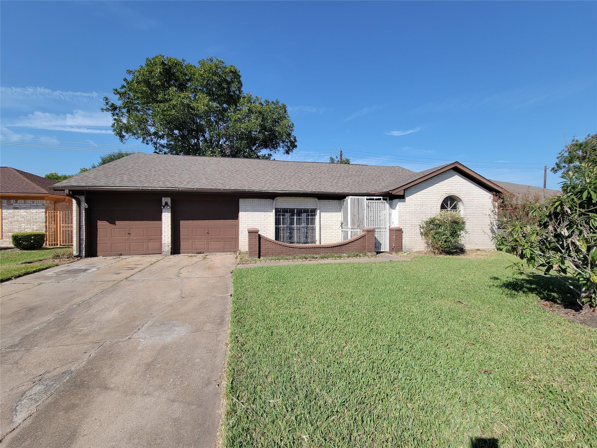 6606 Laughlin Drive — photo