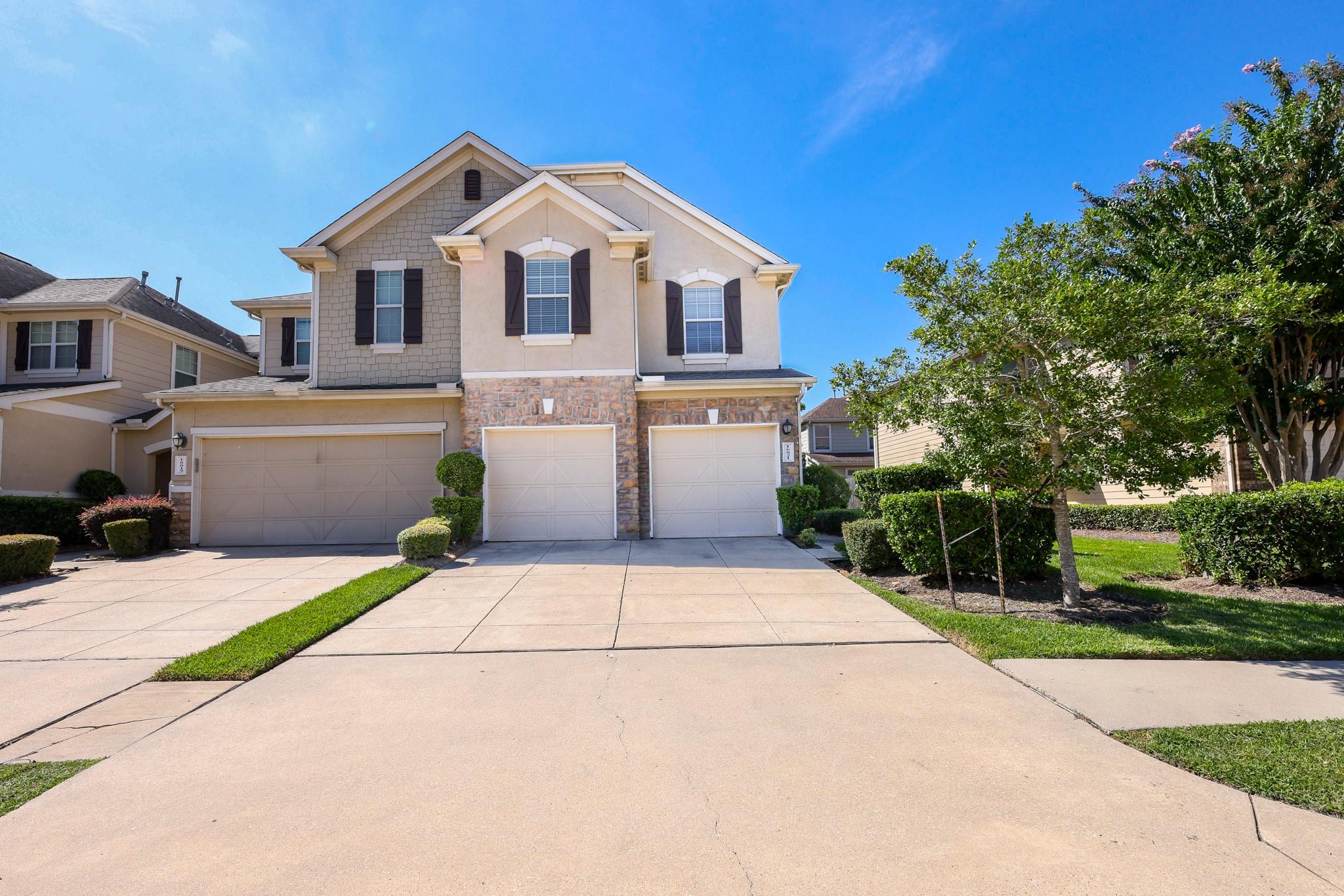 16021 Summerville Lake Drive — photo
