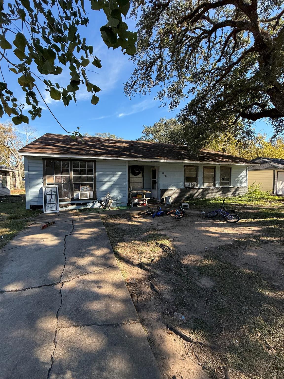 303 Cypress Street — photo