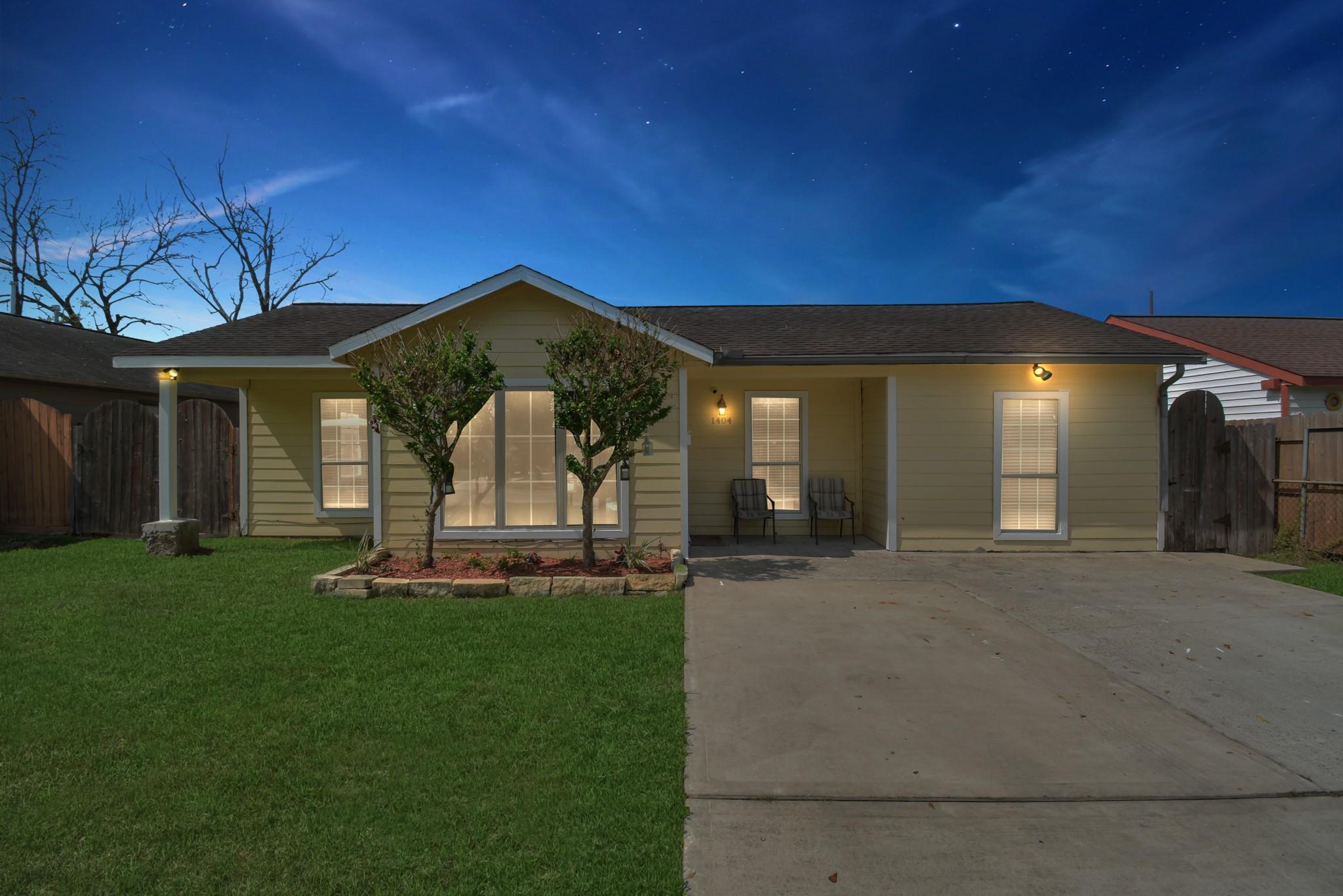 1404 Briarwood Drive — photo