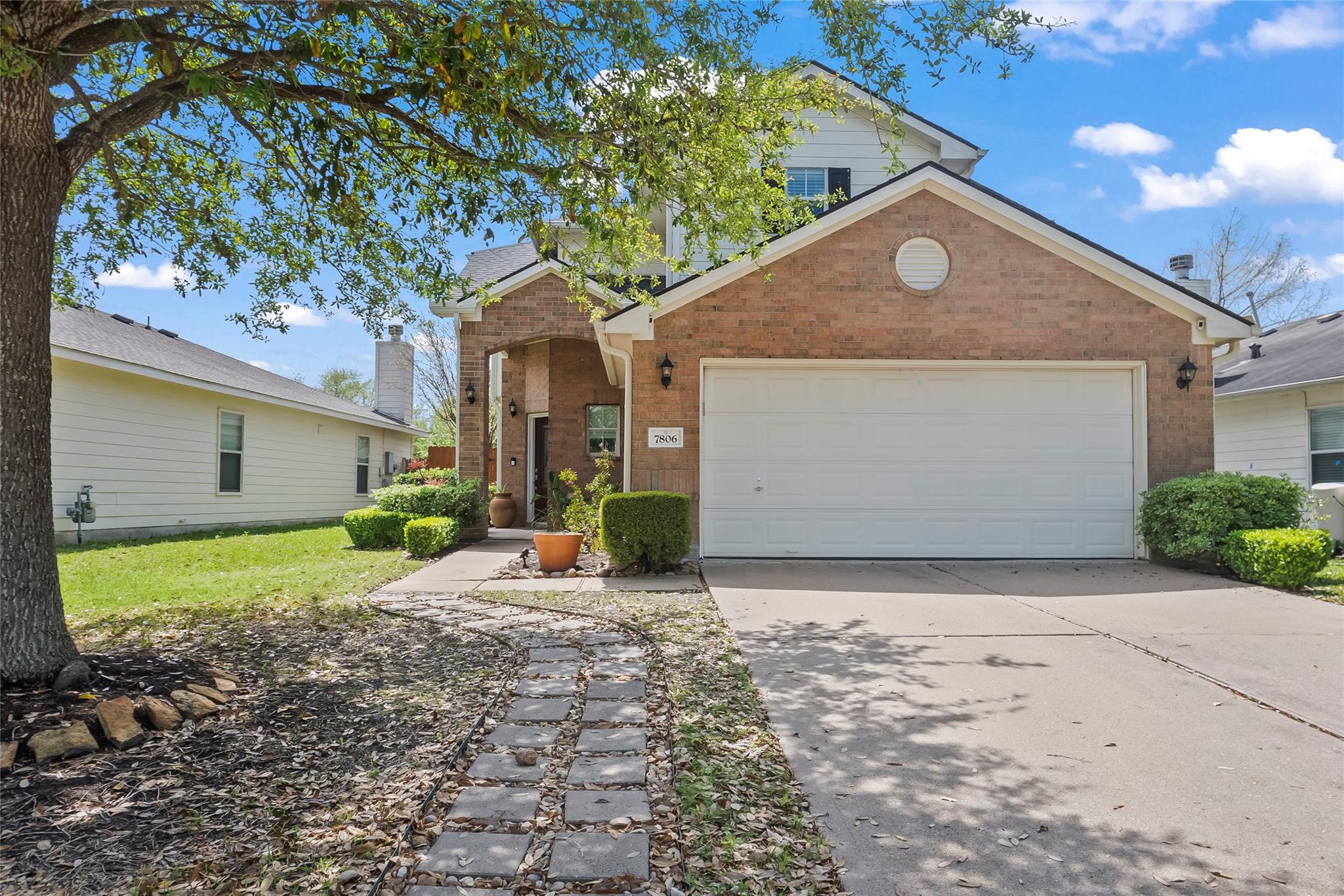 7806 Northfork Hollow Lane — photo
