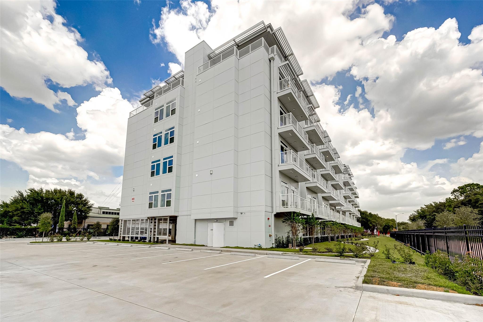 6955 Turtlewood Dr #607 — photo