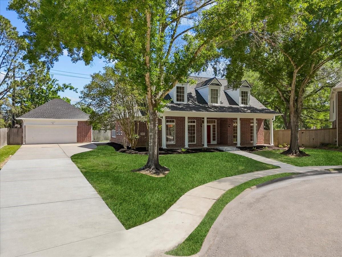 1806 Winter Knoll Way — photo