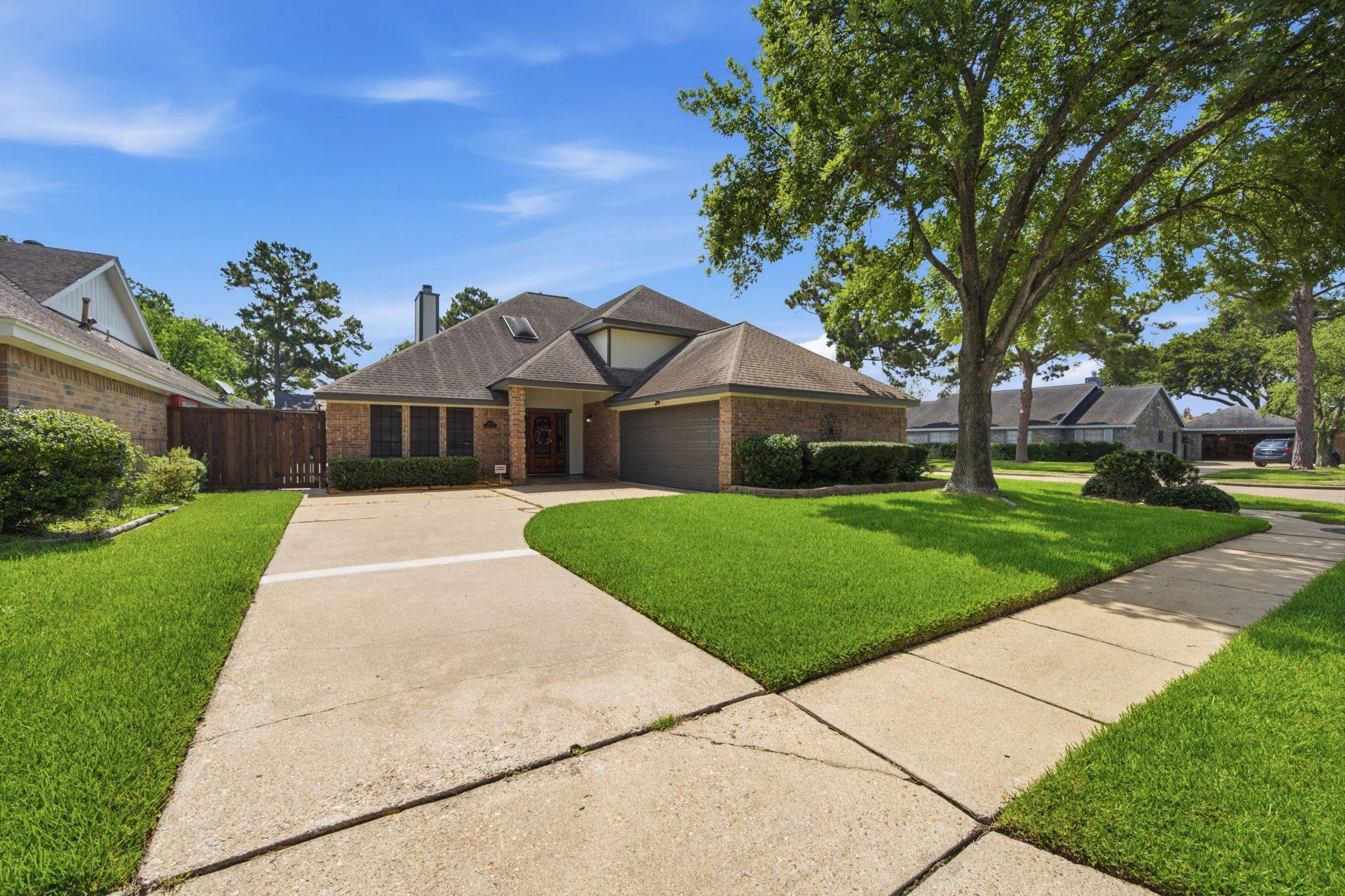3302 Lindenfield Drive — photo