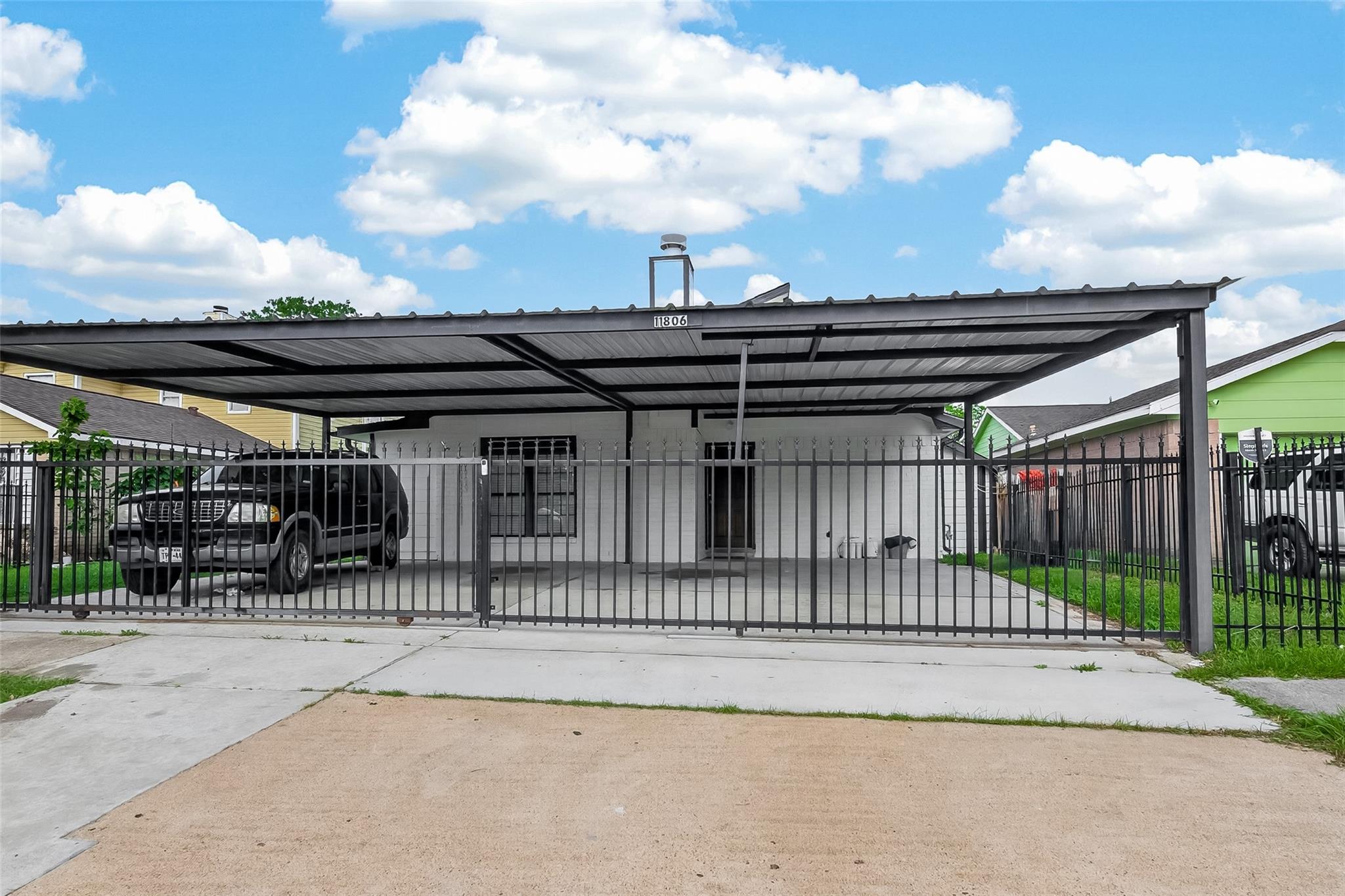 11806 Roandale Drive — photo