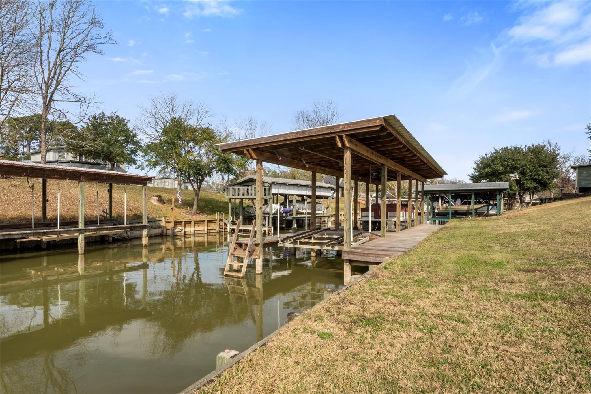 374 Harbor View Drive — photo