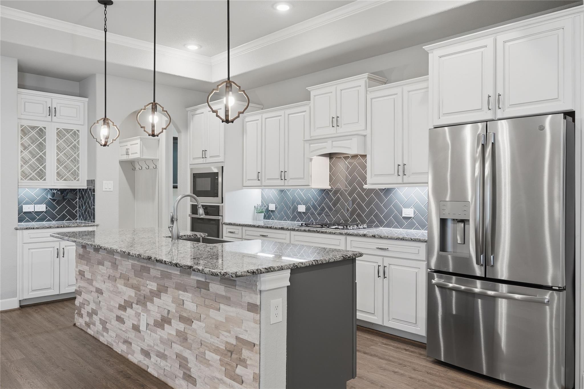 5757 Lakeside Villas Court — photo