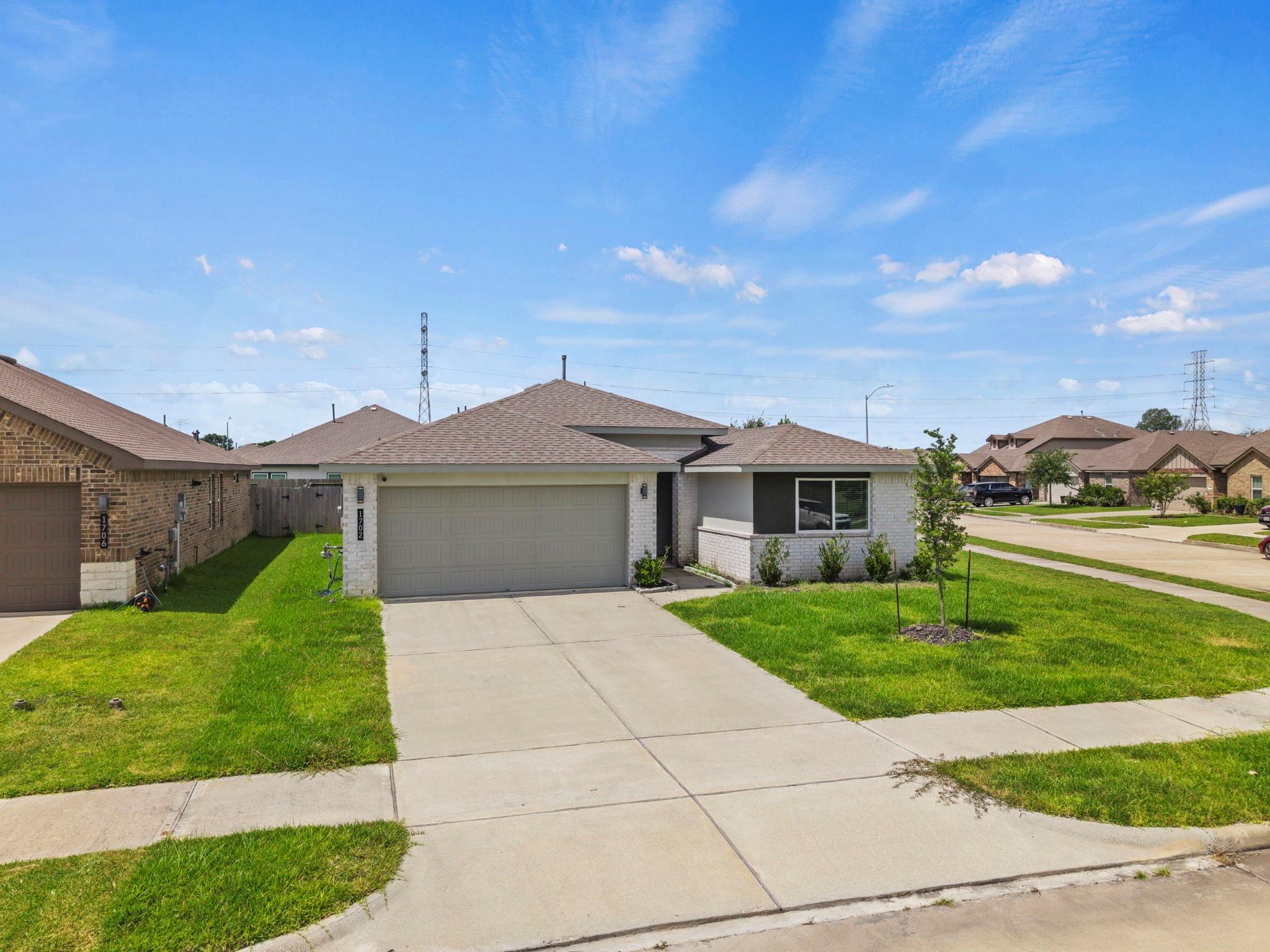 1702 Plantation Place — photo