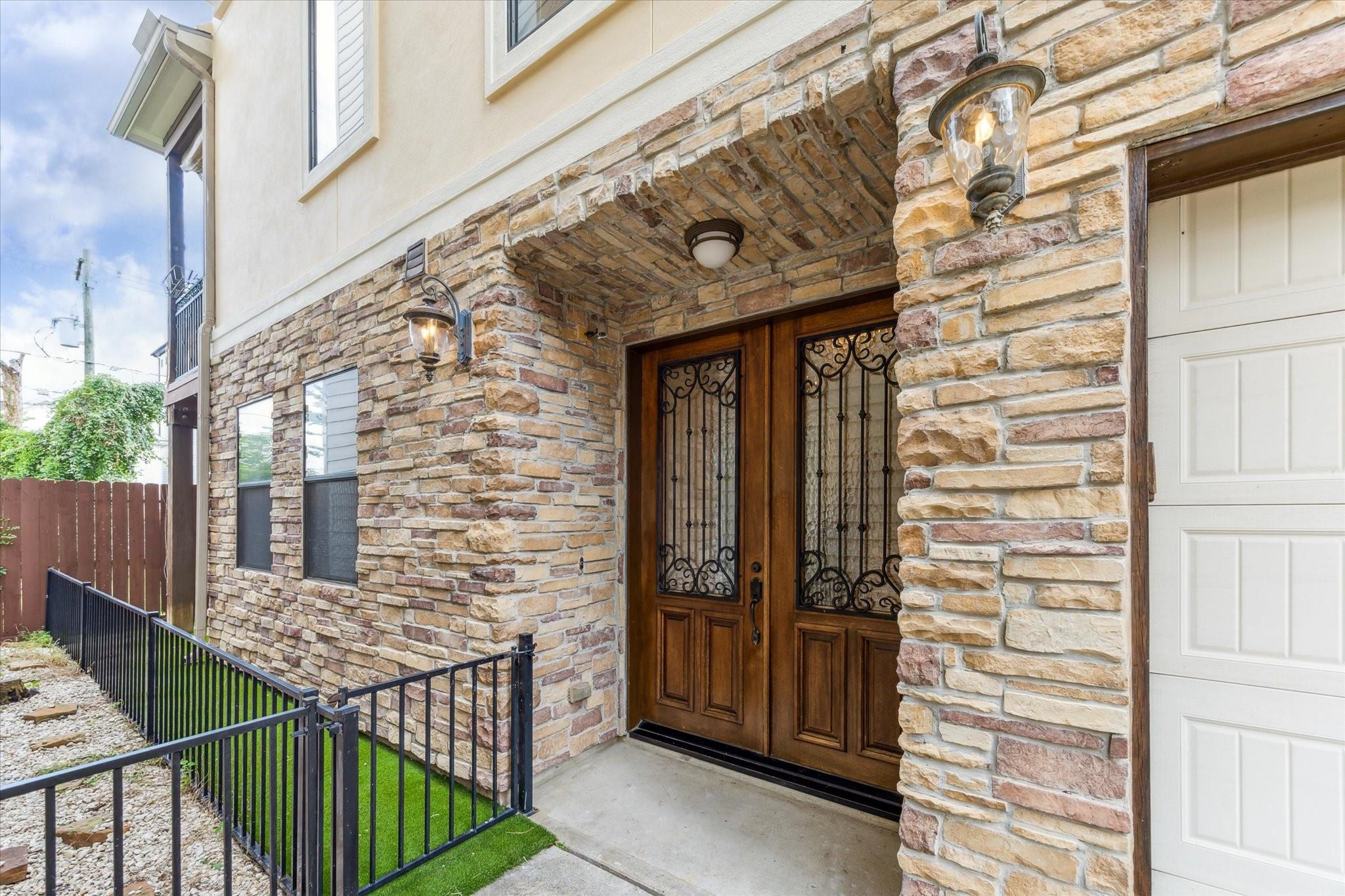 1512 Thompson Street #3 — photo