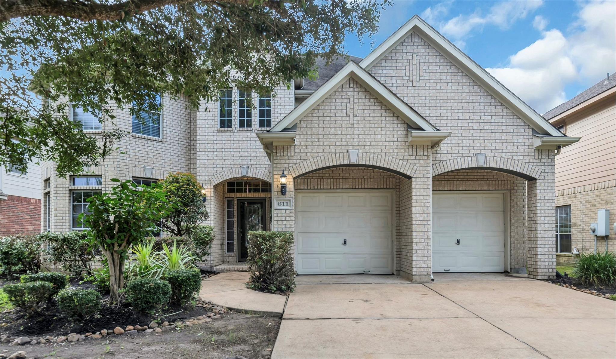 611 River Delta Lane — photo