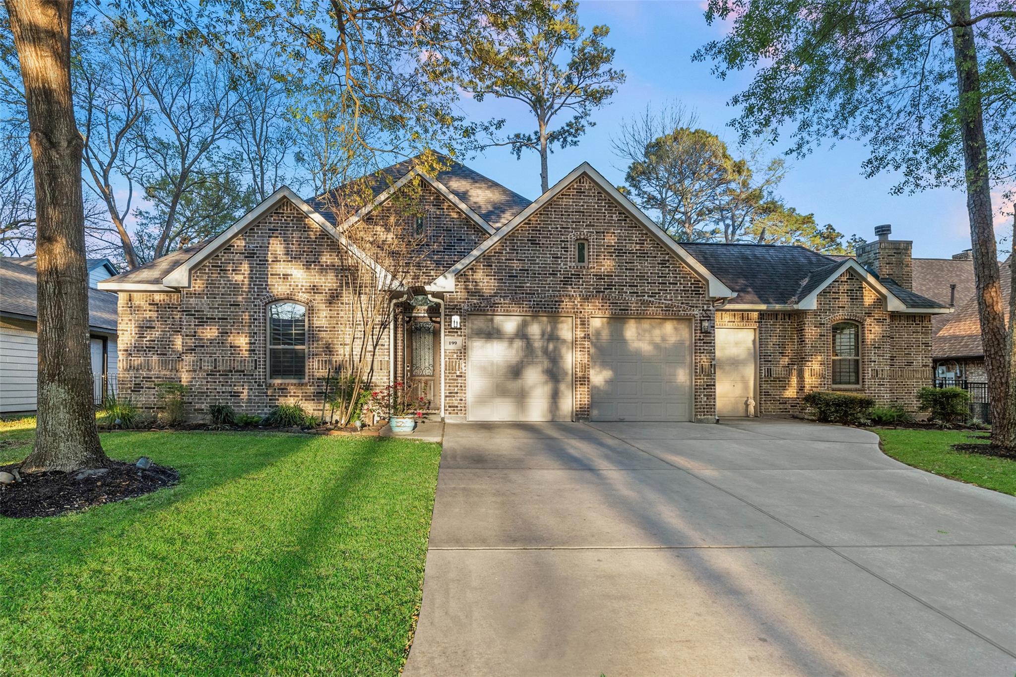 199 Springs Edge Drive — photo