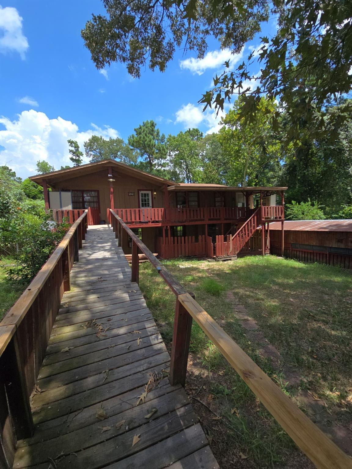101 Dogwood Place — photo