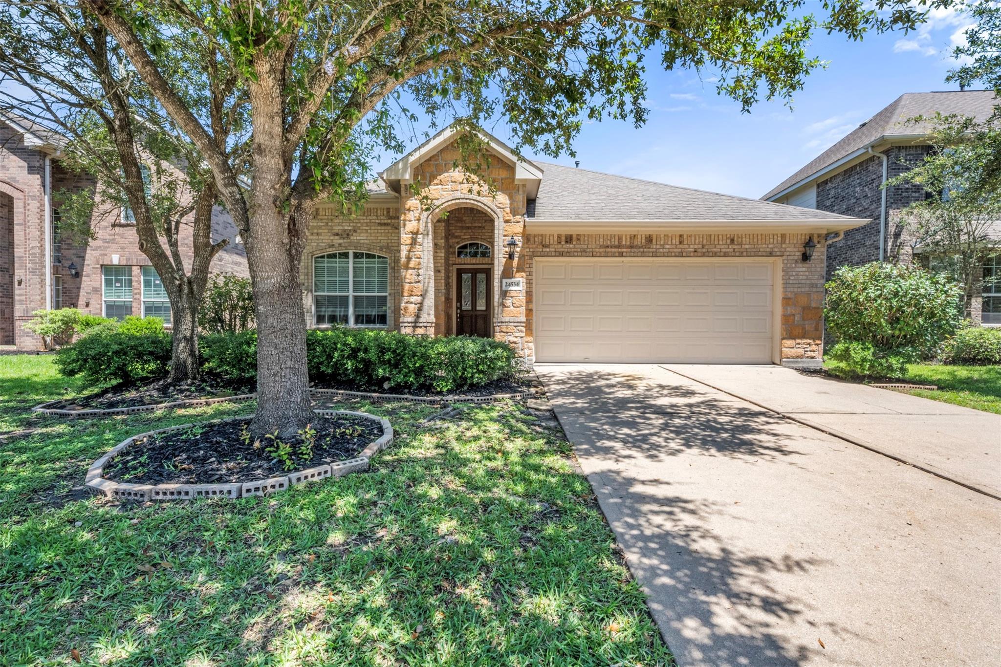 24534 Sawgrass Meadow Lane — photo