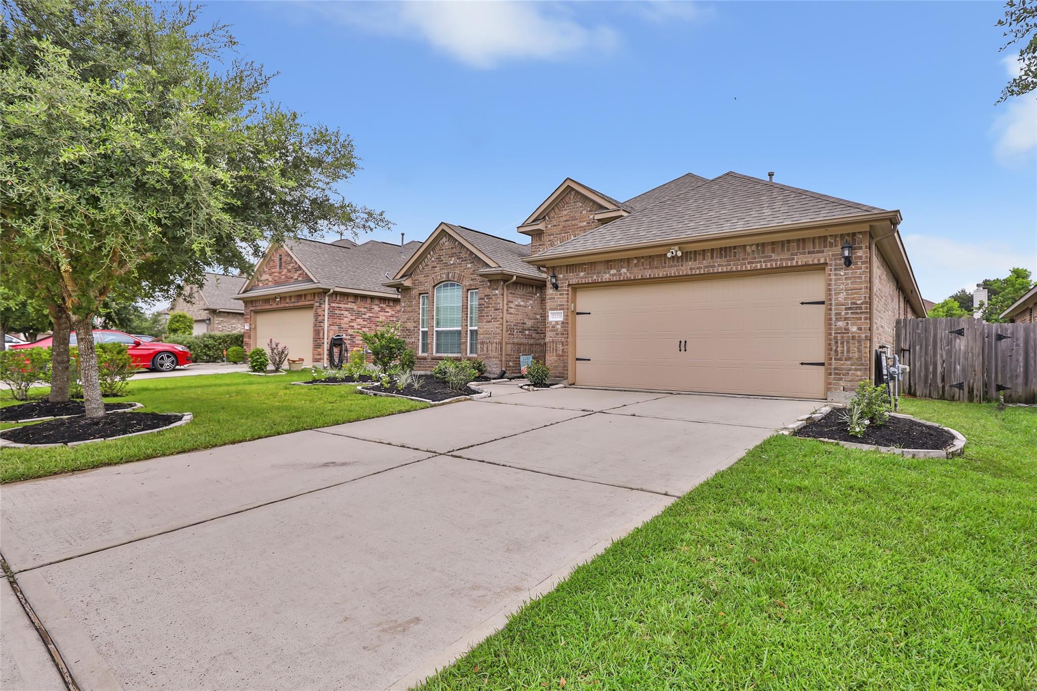 21211 Flowering Dogwood Circle — photo