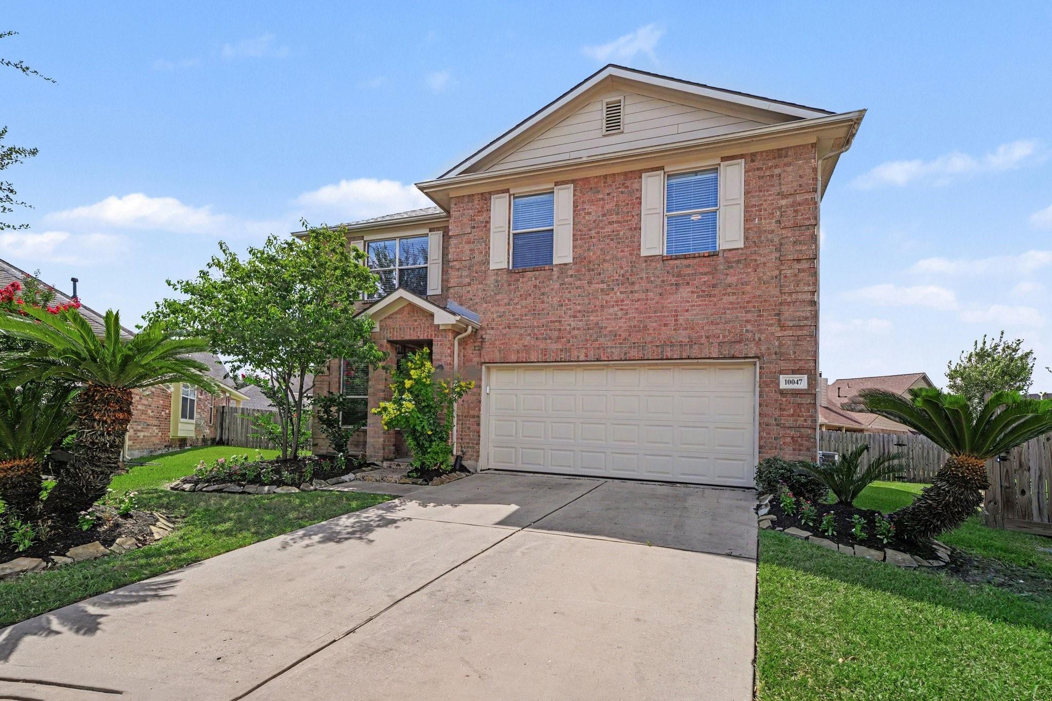 10047 Deer Track Court — photo
