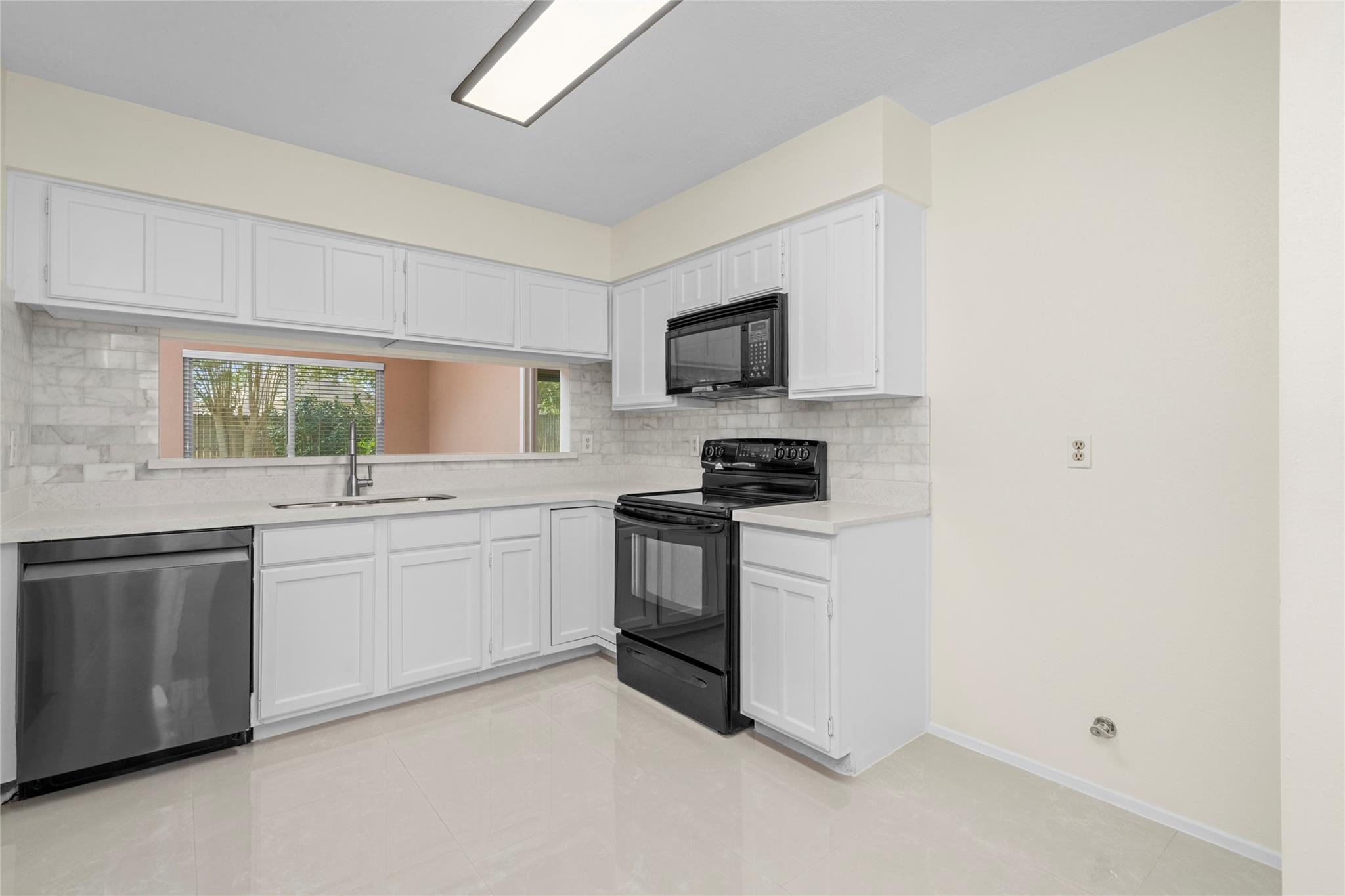 4715 Roserock Lane, Spring, TX 77388 — photo 2