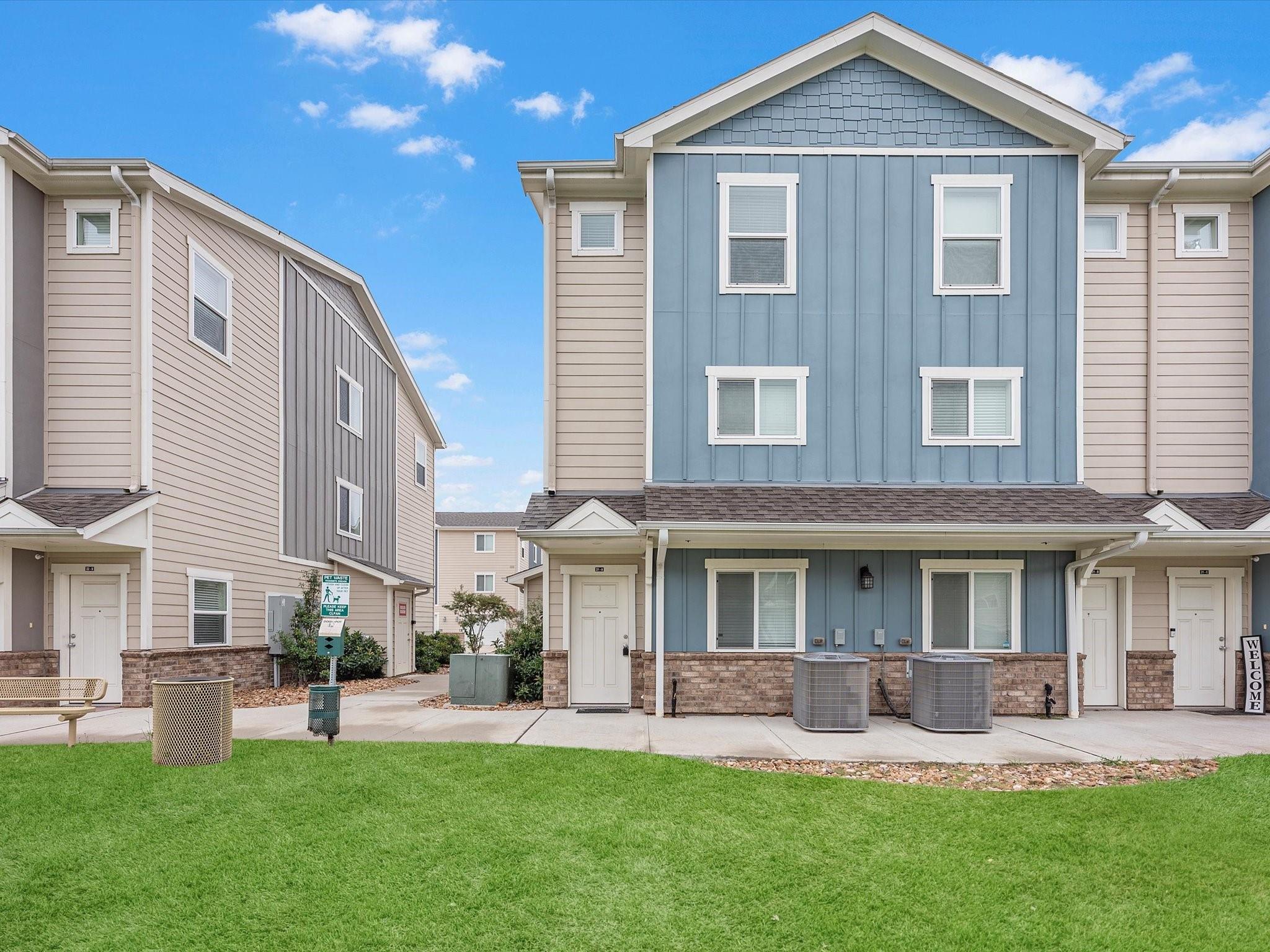 21155 Gosling Road #12D — photo
