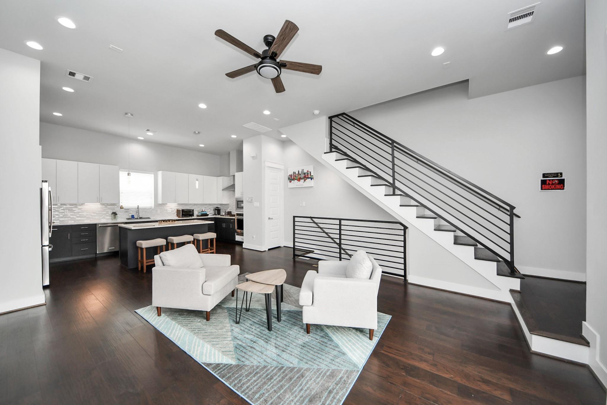 2116 Naomi Street #C — photo