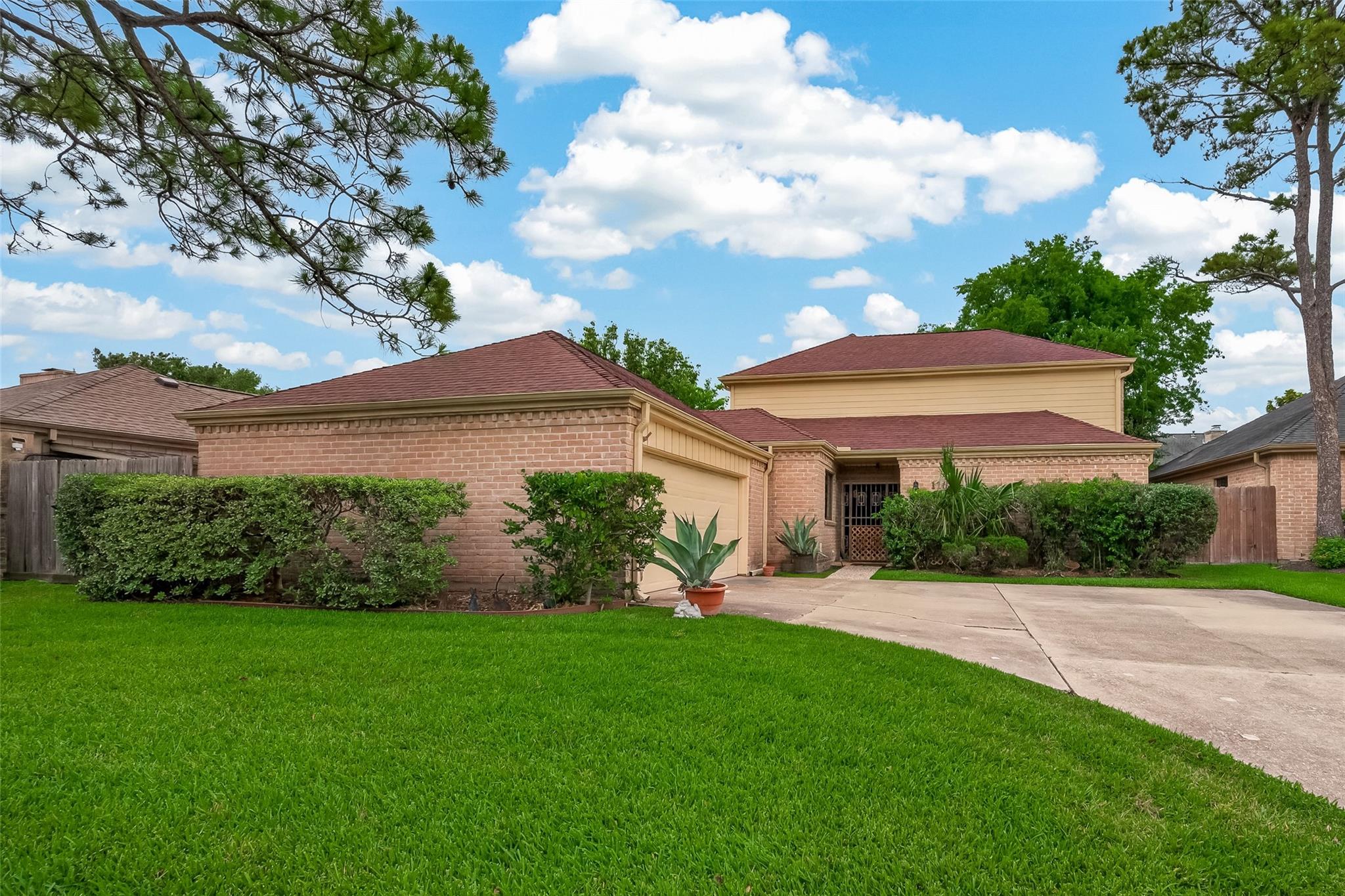 11614 Cedar Creek Drive — photo